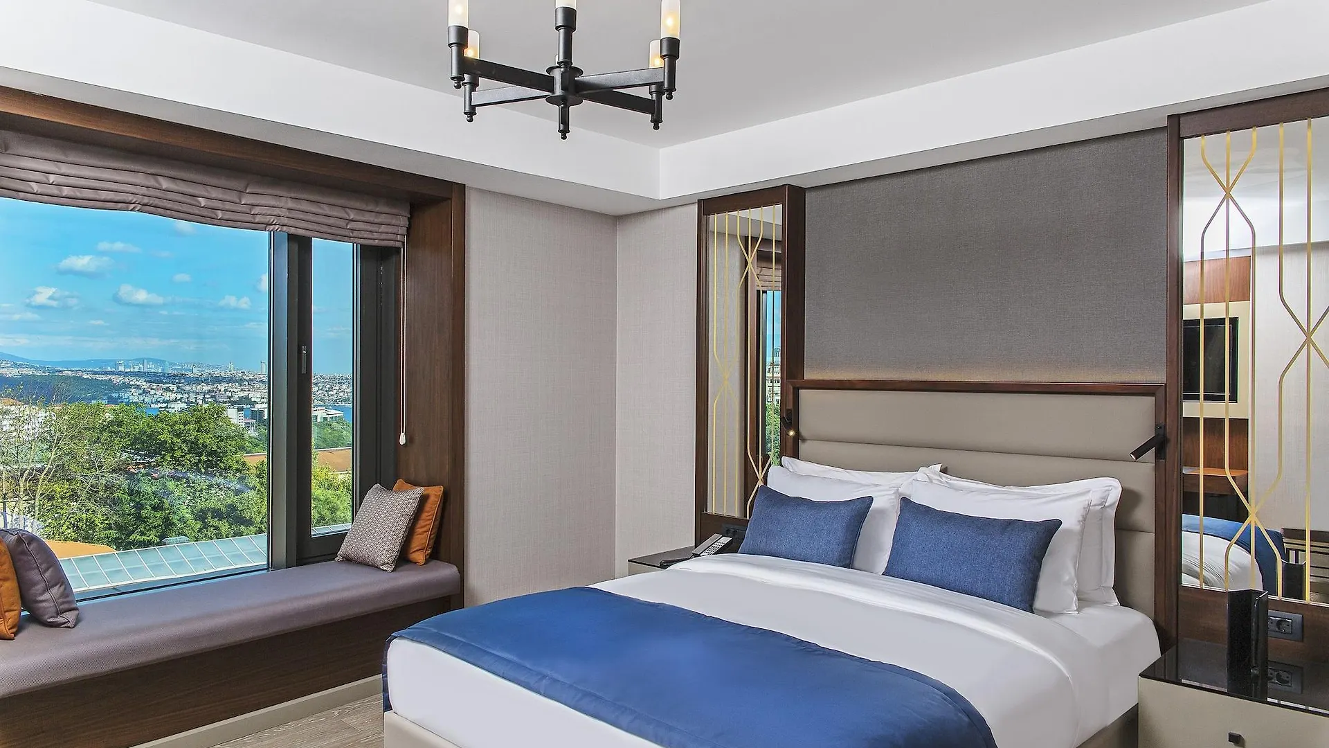 Arts Hotel Istanbul - Special Class 5*,